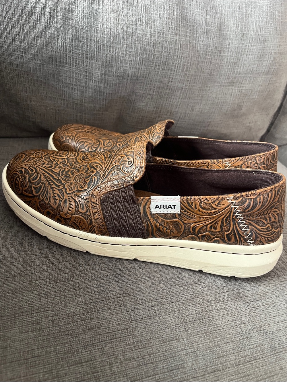 Ariat Brown Floral Slip-On Loafers Women’s 9.5B - Picture 4 of 11
